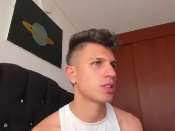 kevin_ahs1 on Chaturbate