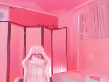 khloe_houston — GOAL: show boobs and squeeze [80 tokens remaining] I think I need your hands running over my body #latina #18 #bigass #natural #anal