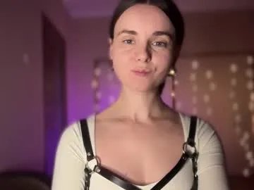 lanaloulou on Chaturbate