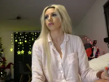 lisaakira on Chaturbate