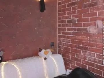 lisabunnyyy — Goal Lift up my top and squeeze perfect boobs Hey, Im Lisa, Im #new here Im #18 years old I have a #skinny body also I have #lovense I really #young haha [22 tokens remaining]