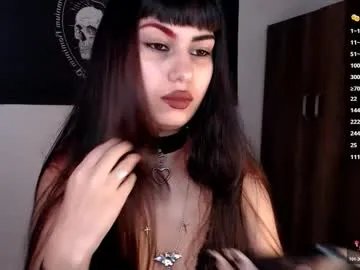 littleluciferrr on Chaturbate