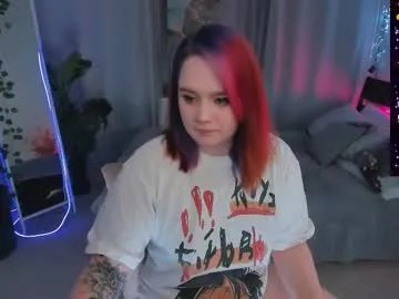lunaali on Chaturbate