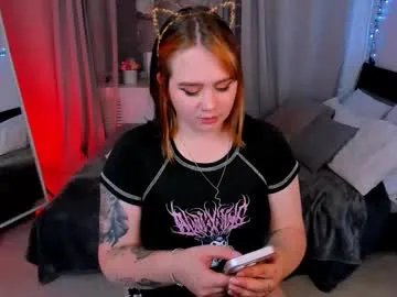 lunaali on Chaturbate