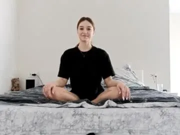 lynnachaplen — GOAL: For a good start #teen #new #18 #cute #redhead [11 tokens remaining]