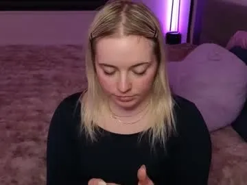 margot_robbie7 on Chaturbate