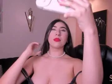 mayamoretti on Chaturbate