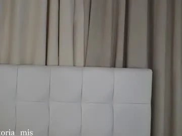 miss_viktoria on Chaturbate 