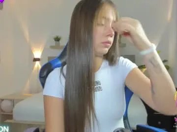 nataly_rodri — GOAL: Make me happy [1100 tokens remaining] Welcome to my room! #milk #deepthroat #blonde #lush #saliva