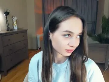 nichelledorris on Chaturbate