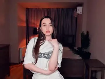 nichelledorris on Chaturbate