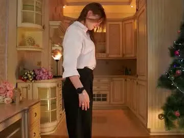 ozellaelazegui on Chaturbate