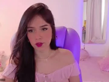 pau_cute on Chaturbate