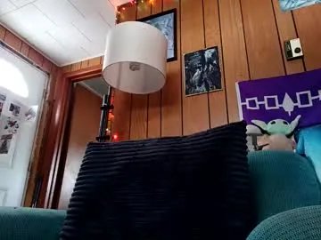 prettysolid7 on Chaturbate