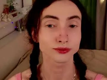queen_of_tease on Chaturbate