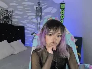 ravencollen on Chaturbate