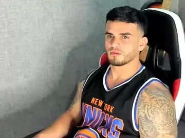 ricardogonzalez666 on Chaturbate