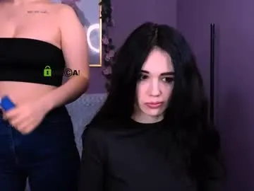 riley_sanders on Chaturbate