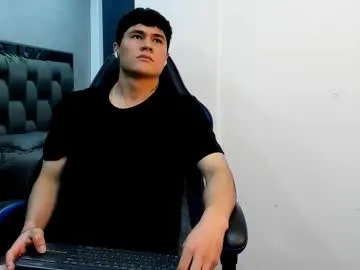 roan_birkin on Chaturbate