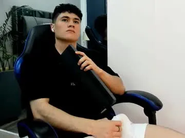 roan_birkin on Chaturbate