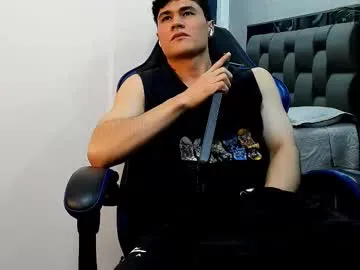 roan_birkin on Chaturbate