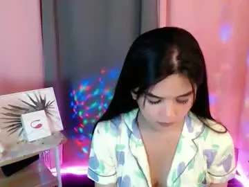 rosella_xx on Chaturbate