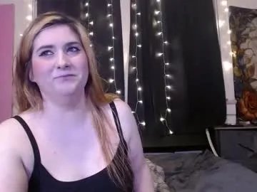 roxanneroulette on Chaturbate