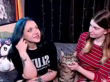 sleepingduo — Stand up and turn around both [28 tokens left] #lesbian #skinny #bigboobs #bigass #natural