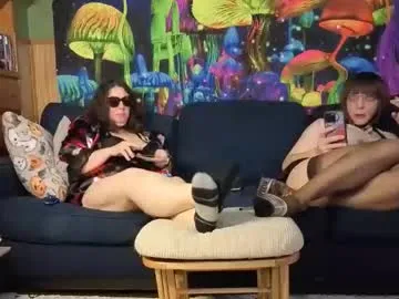 sluttypumpkin420 — Sluttypumpkin420 #bigdick   #feet #trans  #bbw #fuckmachine