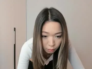 sophia_squirtits on Chaturbate