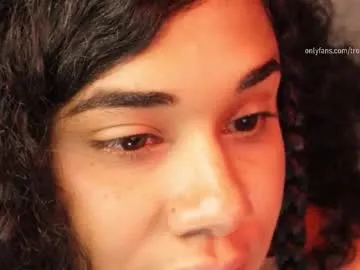 soytropicalfruit on Chaturbate