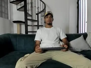 straight__friends on Chaturbate