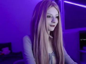 suicide_yuno on Chaturbate