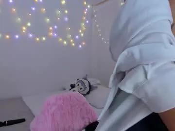 tamara_aluna_ — GOAL: let me show u my tits [39 tokens remaining] Welcome to my room! What do we do? Something naughty or something sexual? #latina #petite #lovense #squirt #pantyhose