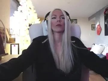 tinykylie on Chaturbate