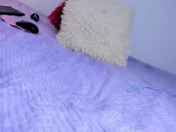 valeri_10 — GOAL: Show panties [195 tokens remaining] Welcome to my room! #girl #18 #lovense #fuckmachine #latina