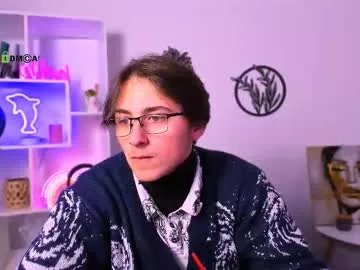 veldi_to on Chaturbate