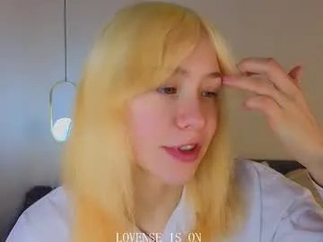 wanettabal — GOAL: Ride on a pillow Hello everyone! My name is Michelle! I will be glad to receive your support with a thumbs up! <3 #Shy #skinny #new #young #big breasts [20 tokens remaining]