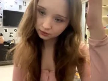 willenasow on Chaturbate 