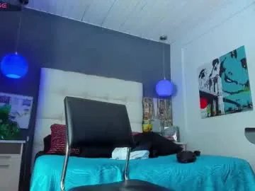 yiyo10_ on Chaturbate 