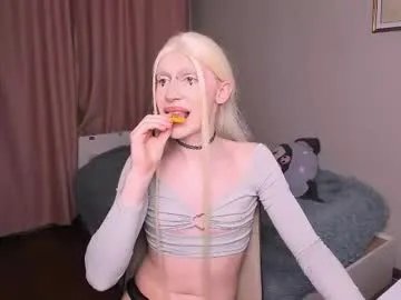 yoi_mika on Chaturbate