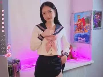 yung_leana — GOAL: airkiss [9 tokens remaining] hello my 6th day here! welcom to my room  #asian #smalltits #skinny #teen #new