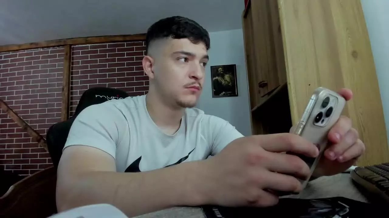 Andyansel on Streamray