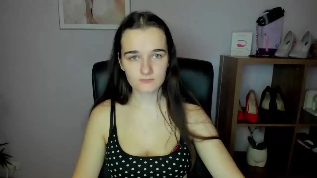 KATEcherry on Streamray