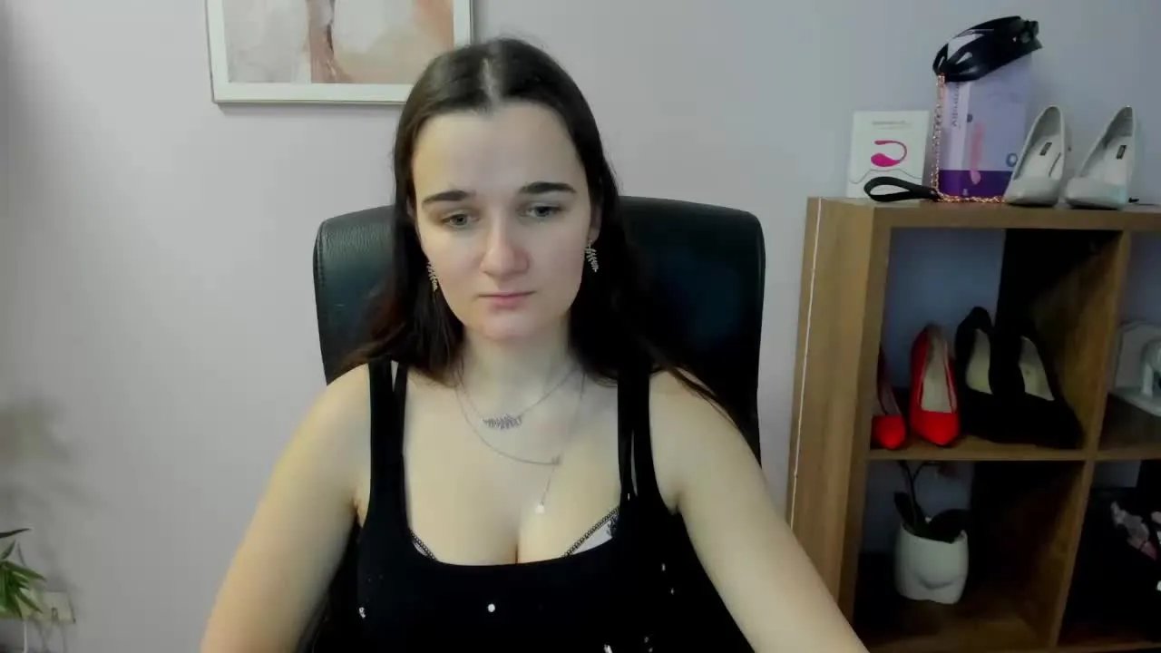 KATEcherry on Streamray