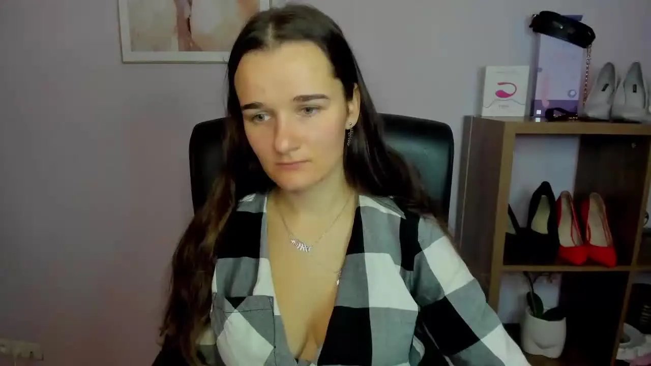 KATEcherry on Streamray