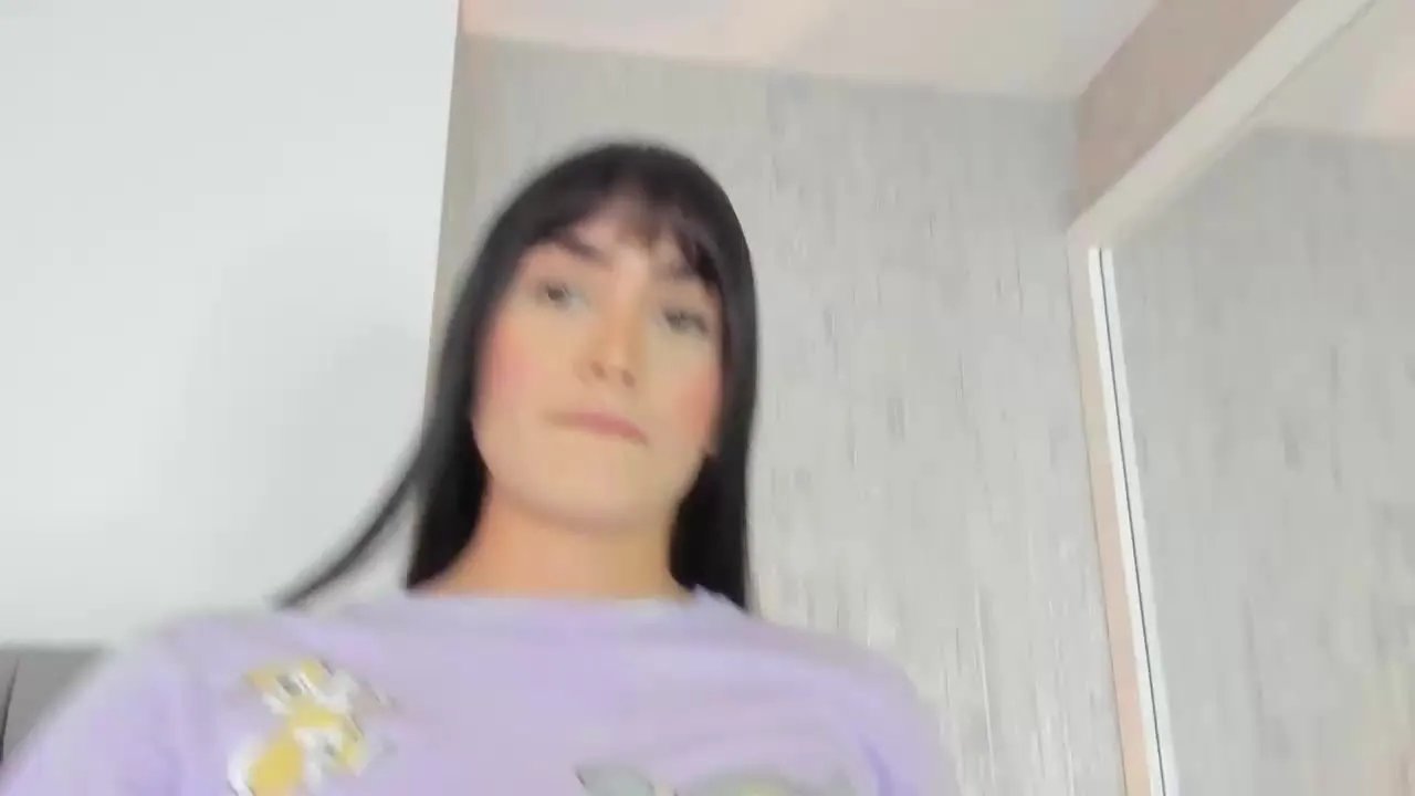 LizaNova on Streamray