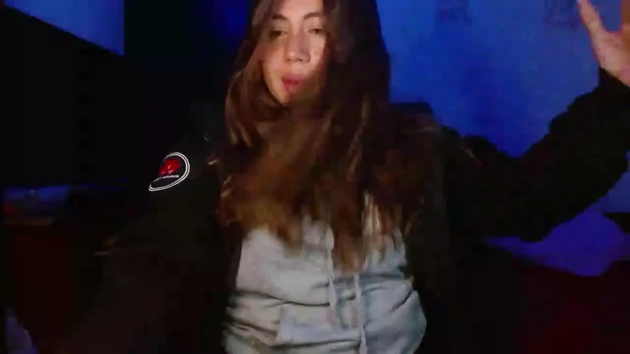 Salome_johnson on Streamray