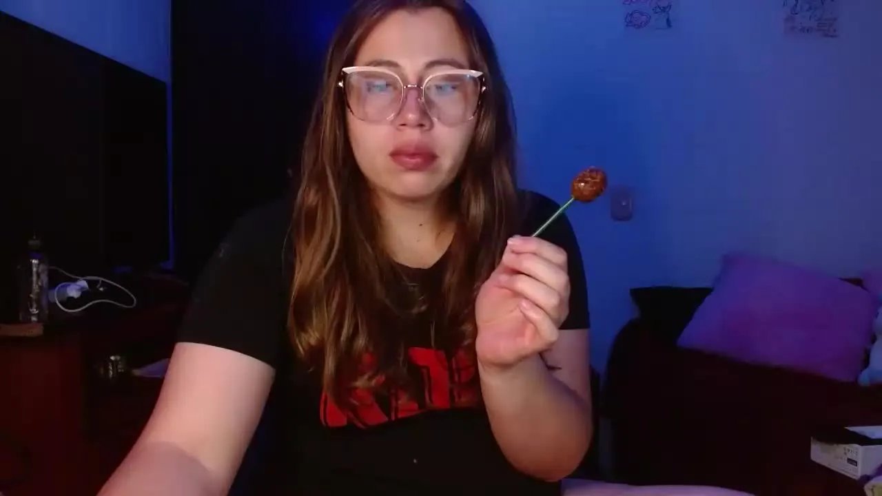 Salome_johnson on Streamray