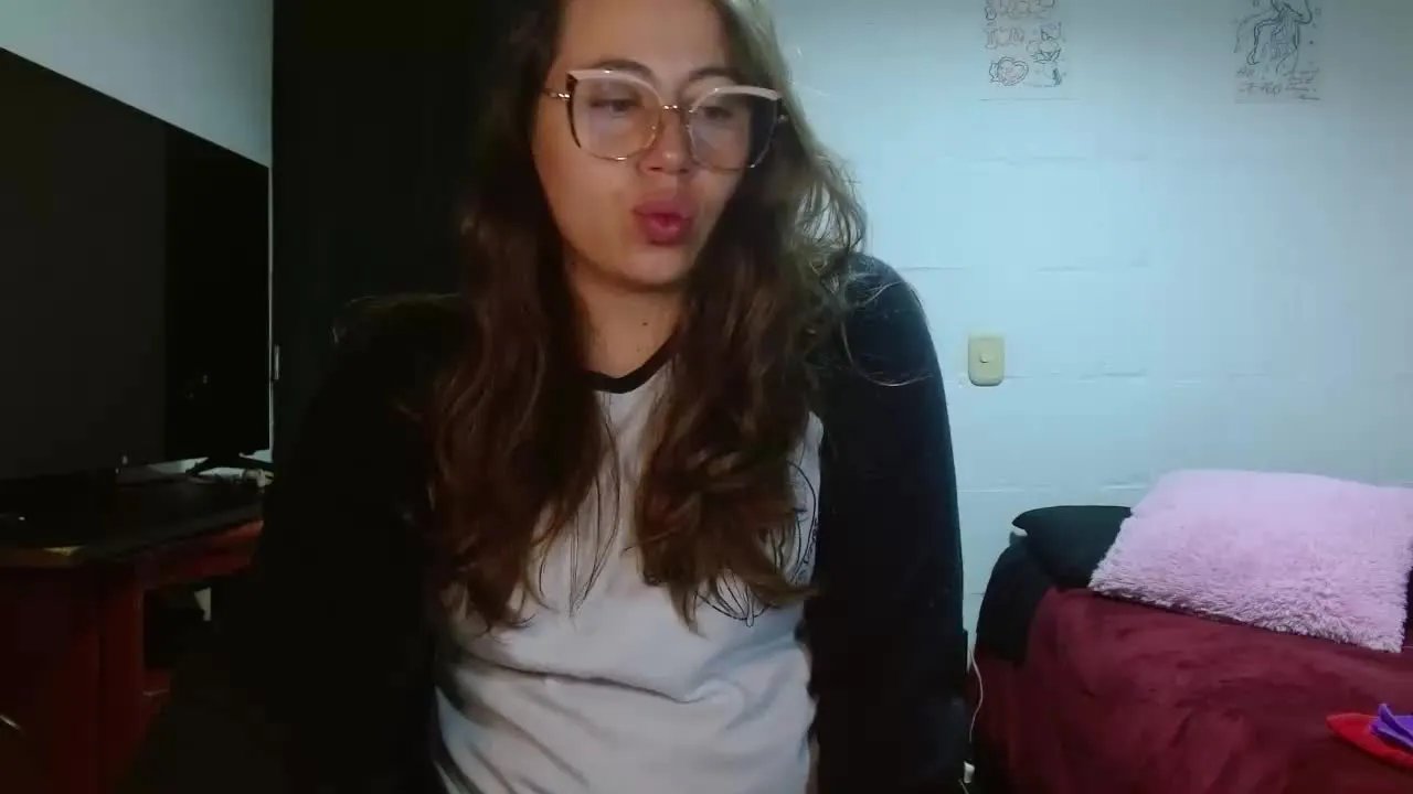 Salome_johnson on Streamray